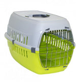 El Guacal Una Puerta es la solución perfecta para quienes necesitan un transporte seguro y cómodo para sus compañeros de cuatro patas. Con unas dimensiones de 51 cm de largo, 35 cm de ancho y 60 cm de alto, y una capacidad de soporte de hasta 7 kg, este guacal es ideal para mascotas pequeñas y cachorros.