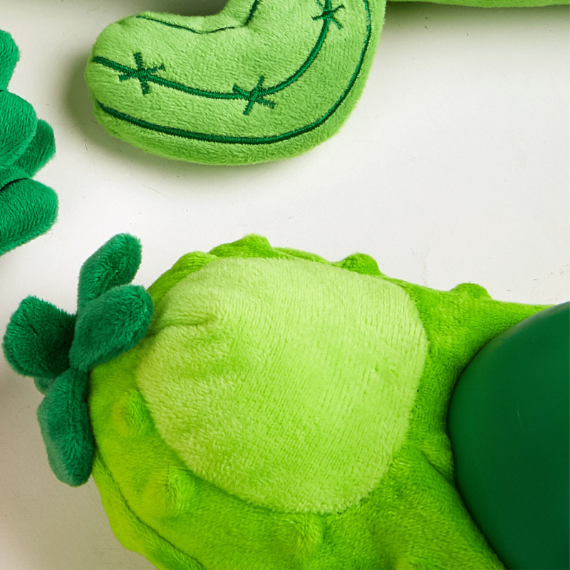 Arberjas Verdes Juguete Perro