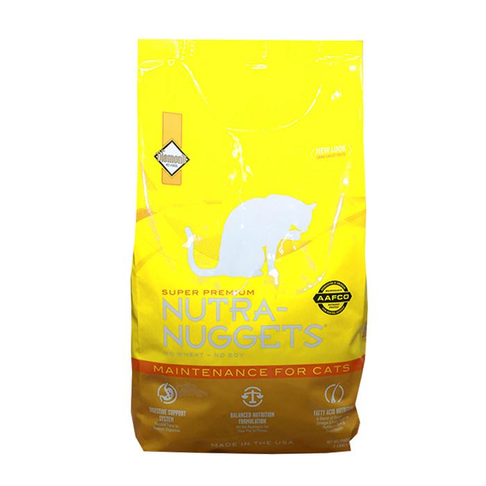 ideal para felinos con actividad física media o baja, ofrece una nutrición de primera calidad con sabor a pollo y maíz. Sus componentes altamente digestibles y la inclusión de ácidos grasos y taurina benefician el pelaje, ojos, corazón y salud general de tu mascota. ¡Proporciona a tu gato una vida saludable y feliz! ¡Compra Nutra-Nuggets ahora!